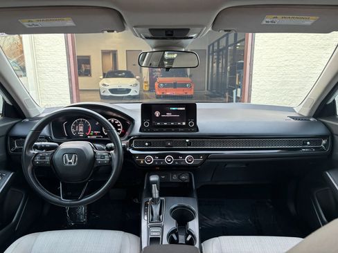 Used 2024 Honda Civic EX image 19