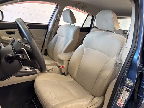 Used 2014 Subaru Crosstrek 2.0i Premium image 14