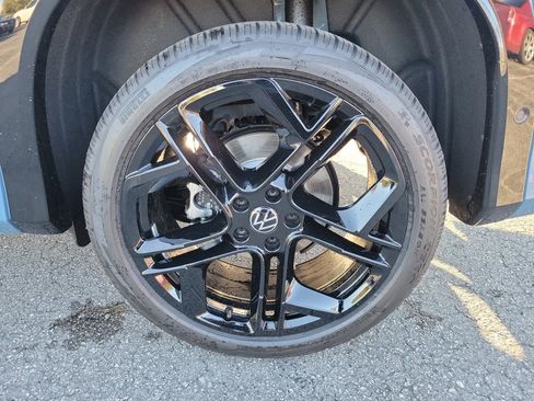 New 2026 Volkswagen Tiguan SE R-Line image 22