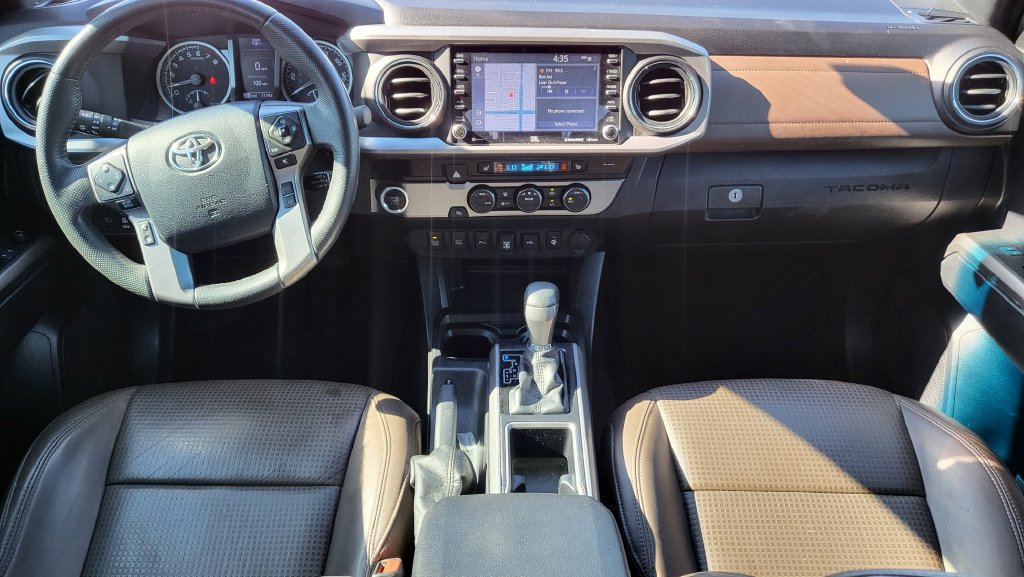 Used 2020 Toyota Tacoma Limited RWD image 5