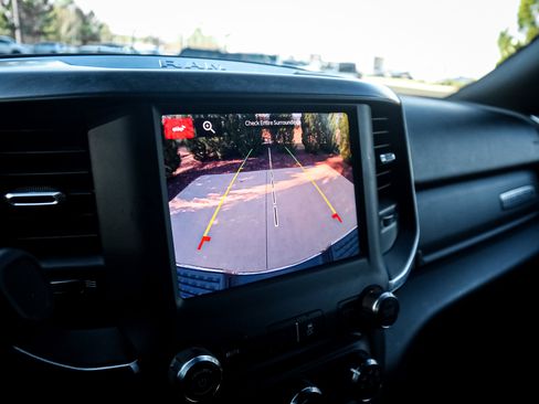 Used 2024 RAM 2500 Big Horn image 24