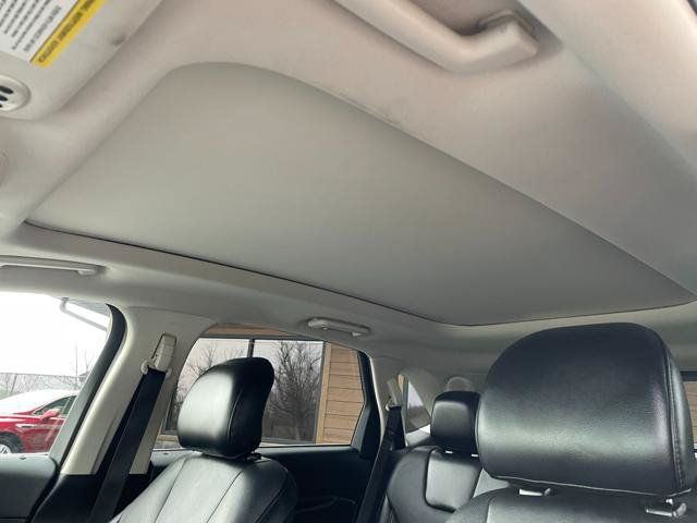 Used 2015 Ford Edge Titanium w/ Equipment Group 302A AWD/4WD image 20