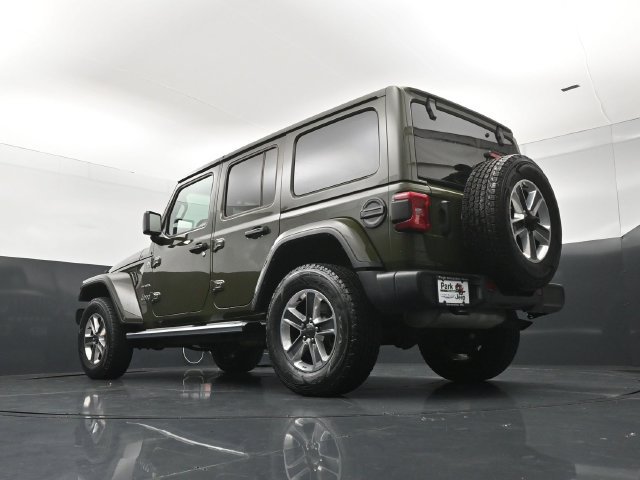 Used 2022 Jeep Wrangler Unlimited Sahara w/ LED Lighting Group AWD/4WD image 22