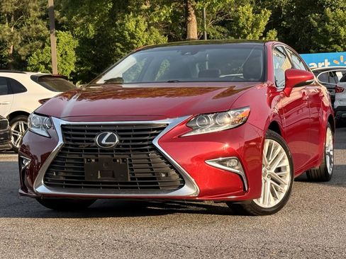 Used 2016 Lexus ES 350 w/ Luxury Package w/Wood Trim FWD image 1