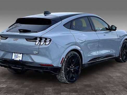 Used 2025 Ford Mustang Mach-E GT image 28