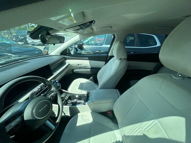 Used 2025 Hyundai Tucson SEL FWD image 4