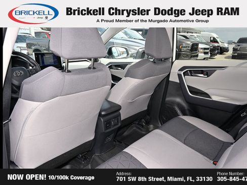 Used 2024 Toyota RAV4 XLE w/ Convenience Package FWD image 18