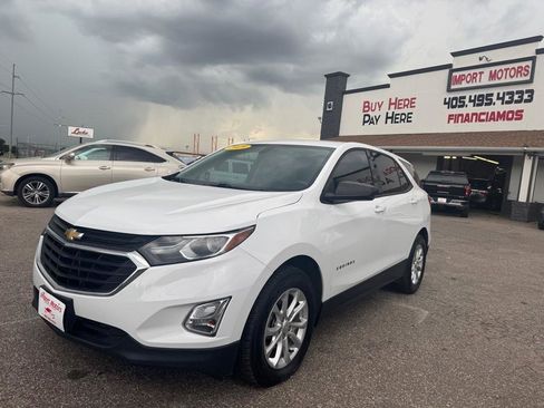 Used 2019 Chevrolet Equinox LS FWD image 1