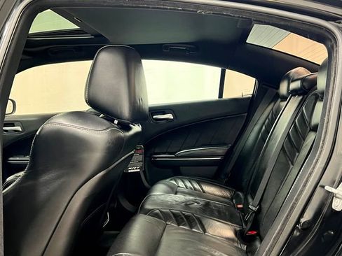 Used 2016 Dodge Charger SRT w/ Technology Group image 30
