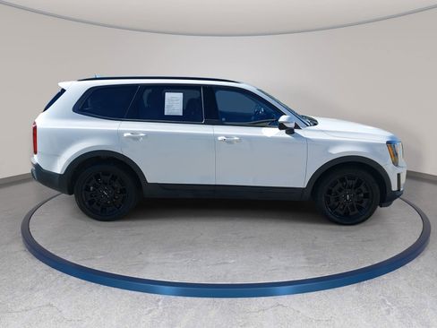 Used 2022 Kia Telluride EX w/ EX Premium Package AWD/4WD image 4