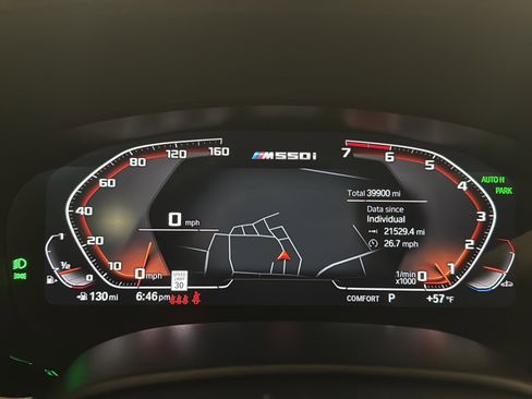 Used 2021 BMW M550i xDrive w/ Executive Package image 8