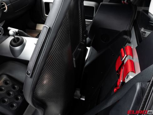 Used 2006 Ford GT RWD image 41