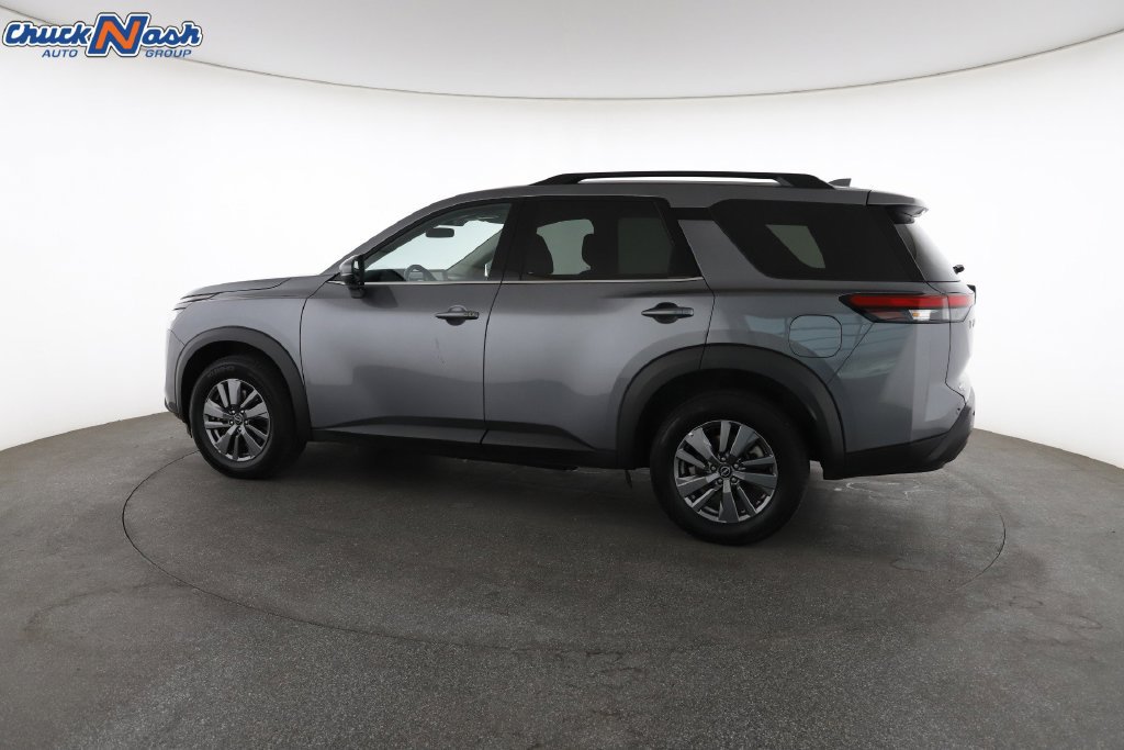 Used 2025 Nissan Pathfinder SV AWD/4WD image 8