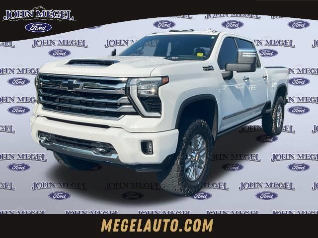 Used 2024 Chevrolet Silverado 3500 High Country w/ High Country Premium Package AWD/4WD image 1