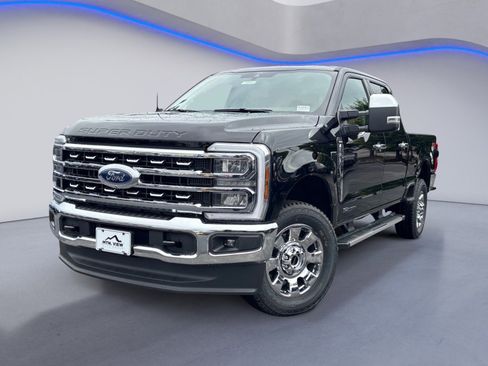 New 2026 Ford F350 Lariat w/ Chrome Package image 2