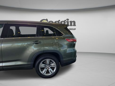 Used 2015 Toyota Highlander Limited image 4
