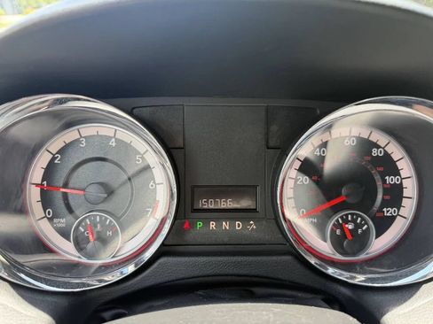 Used 2015 Dodge Grand Caravan SXT w/ Blacktop Package FWD image 29