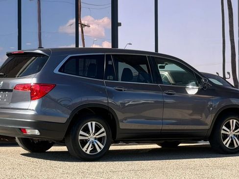 Used 2017 Honda Pilot EX image 17