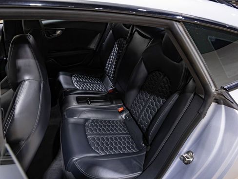Used 2017 Audi RS 7 Prestige w/ Carbon-Optic Package image 36
