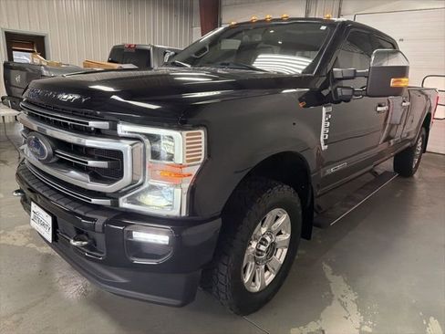 Used 2021 Ford F350 Platinum AWD/4WD image 3