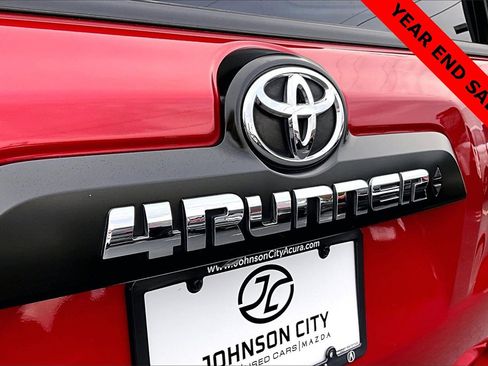 Used 2023 Toyota 4Runner TRD Off-Road image 8