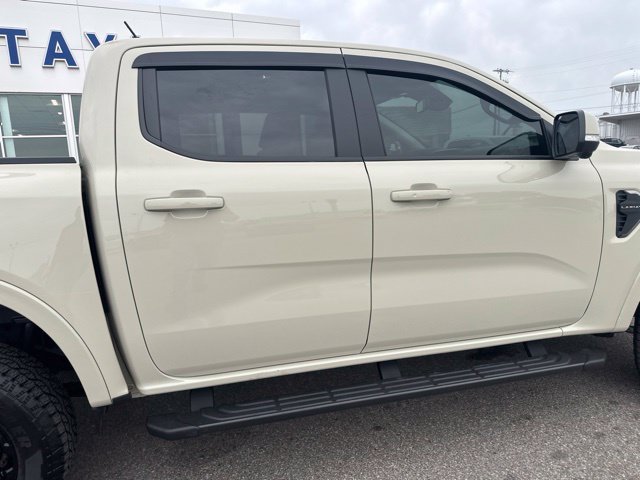 Used 2025 Ford Ranger Lariat w/ Black Appearance Package RWD image 19