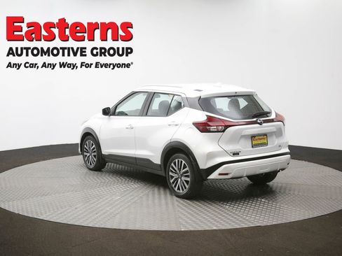 Used 2023 Nissan Kicks SV image 63