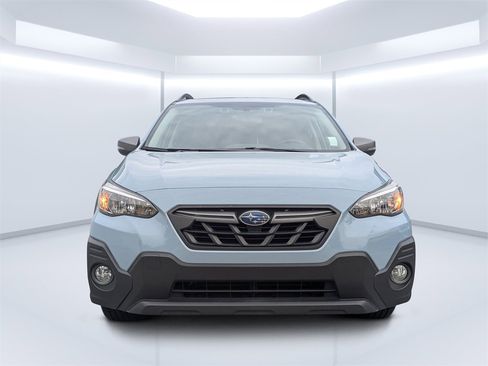Used 2022 Subaru Crosstrek 2.5i Sport w/ Moonroof Package image 9