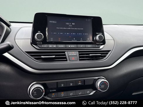 Certified 2024 Nissan Altima 2.5 S FWD image 17