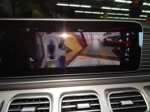 Used 2024 Mercedes-Benz GLE 53 AMG 4MATIC Coupe w/ Driver Assistance Package image 32