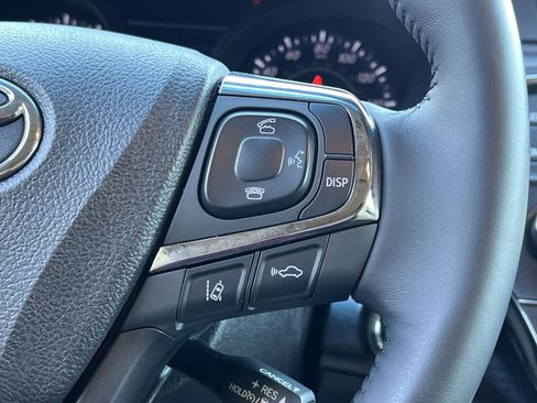 Used 2017 Toyota Avalon XLE FWD image 29