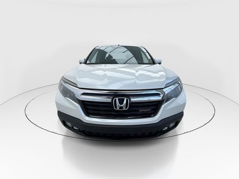 Used 2018 Honda Ridgeline Sport image 3