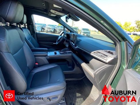 Certified 2025 Toyota Sienna XLE Woodland Edition AWD/4WD image 16