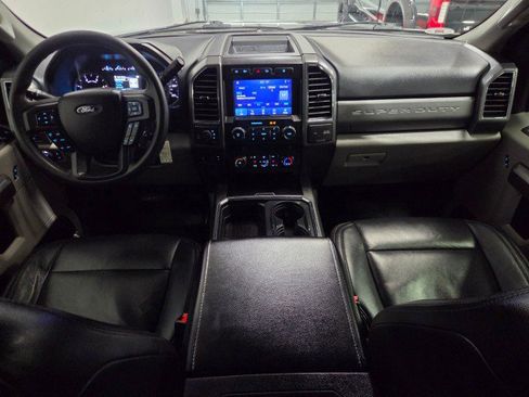 Used 2020 Ford F350 XLT w/ XLT Premium Package AWD/4WD image 7