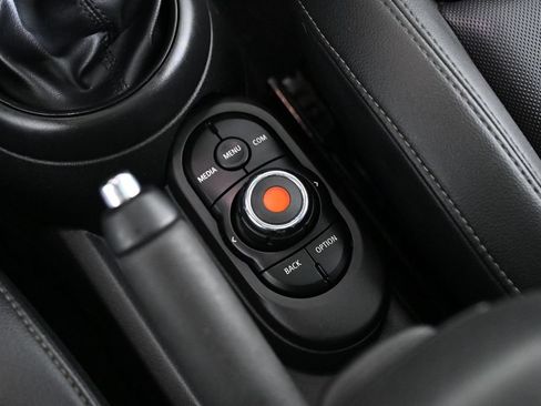 Used 2019 MINI Cooper S FWD image 22