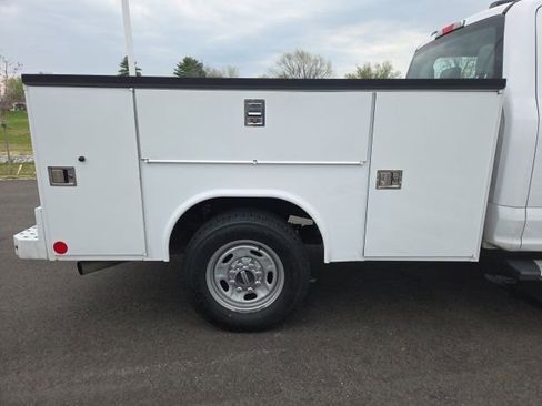 Used 2021 Ford F250 XL w/ Power Equipment Group image 7