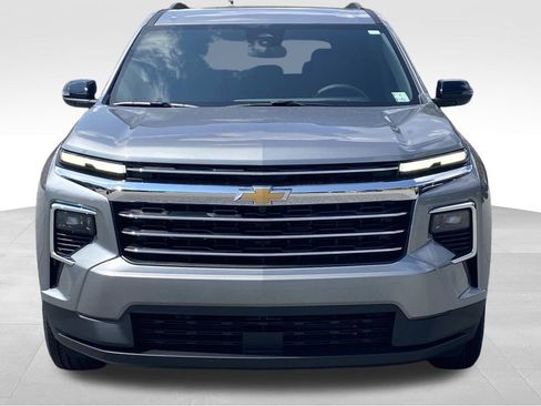 New 2026 Chevrolet Traverse LT w/ LPO, Floor Liner Package image 7