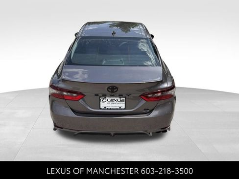 Used 2022 Toyota Camry SE AWD/4WD image 5