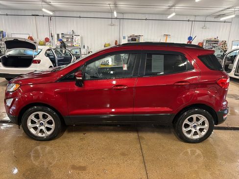 Used 2020 Ford EcoSport SE w/ SE Convenience Package image 2
