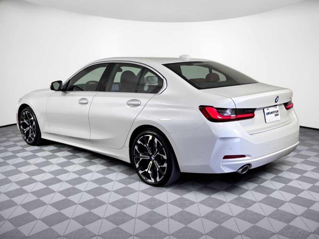 Used 2026 BMW 330i Sedan RWD image 3