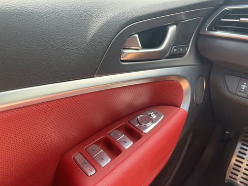 Used 2025 Genesis G70 3.3T Advanced image 24