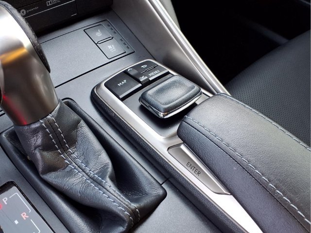 Used 2020 Lexus IS 350 F Sport w/ Blackline Edition AWD/4WD image 8