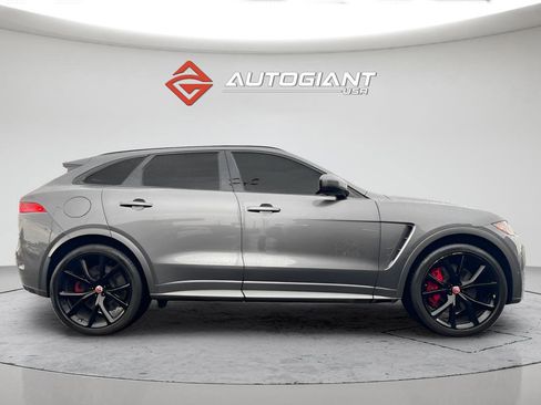 Used 2019 Jaguar F-PACE SVR AWD/4WD image 11