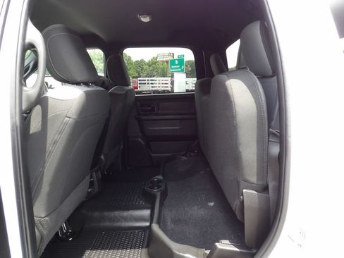 Used 2024 RAM 5500 Tradesman w/ Chrome Appearance Group AWD/4WD image 33