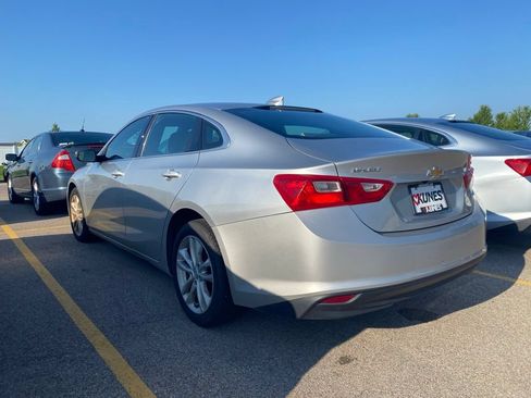 Used 2018 Chevrolet Malibu LT FWD image 11