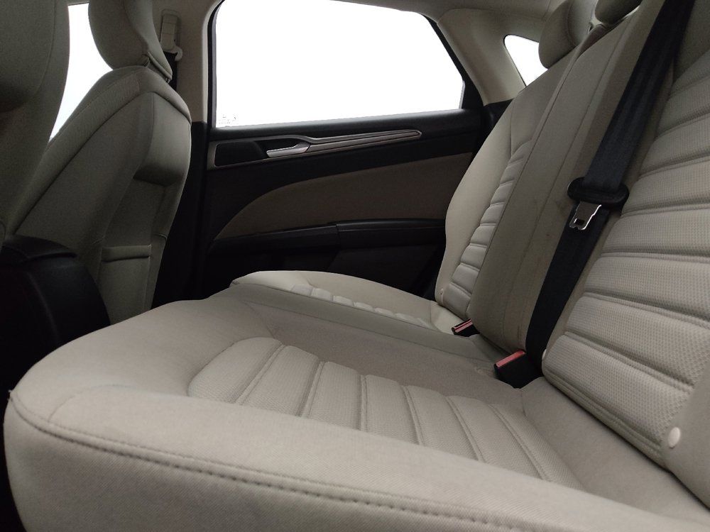 Used 2018 Ford Fusion S FWD image 18
