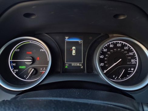 Used 2021 Toyota Camry LE image 13