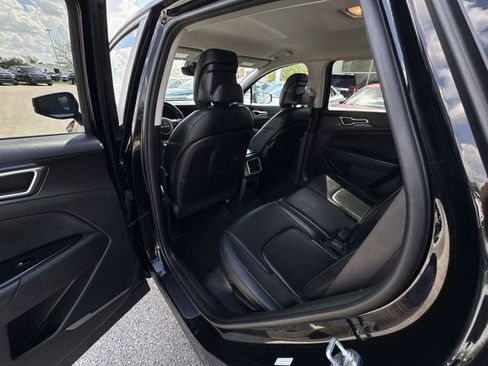 Used 2023 Kia Sportage EX FWD image 21