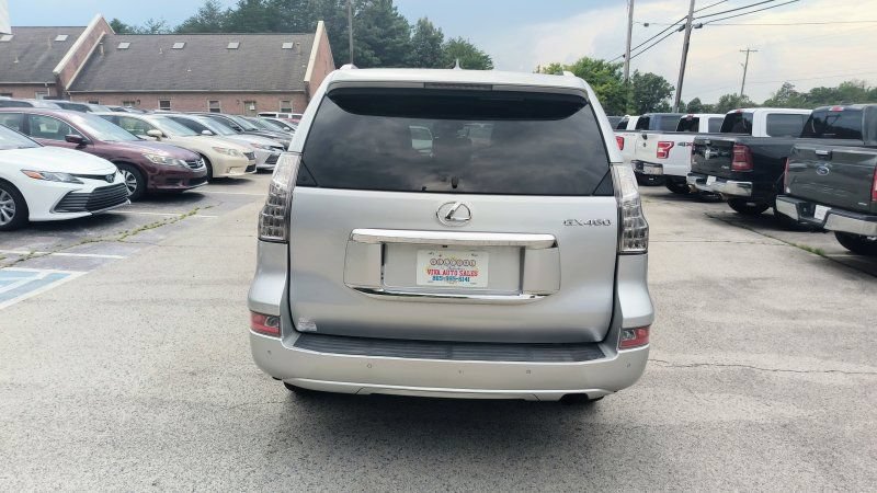 Used 2015 Lexus GX 460 w/ Premium Package AWD/4WD image 4