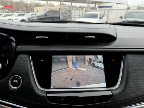 Used 2018 Cadillac XT5 Base image 44
